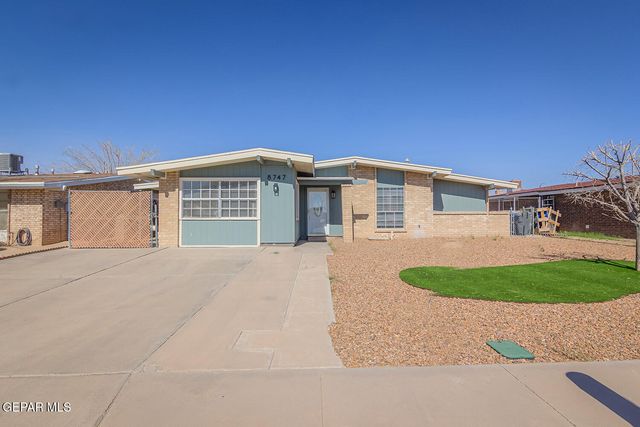 8747 PLAINS Drive, El Paso, TX 79907