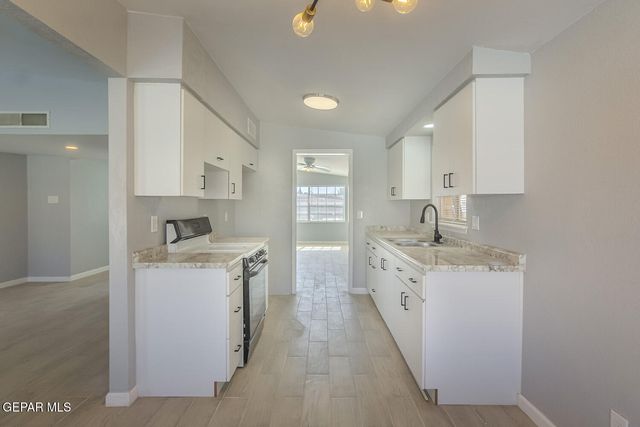 8747 PLAINS Drive, El Paso, TX 79907