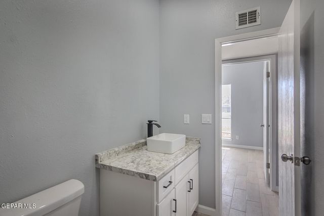 8747 PLAINS Drive, El Paso, TX 79907