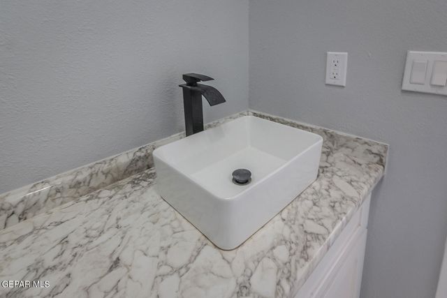 8747 PLAINS Drive, El Paso, TX 79907