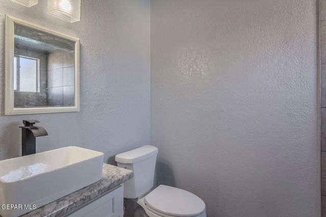 8747 PLAINS Drive, El Paso, TX 79907