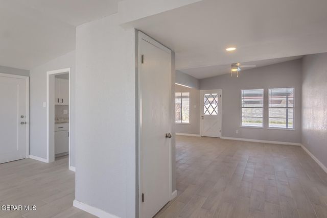 8747 PLAINS Drive, El Paso, TX 79907