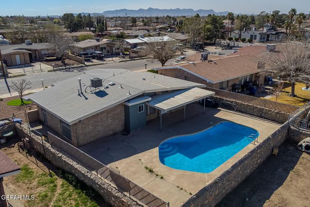 8747 PLAINS Drive, El Paso, TX 79907