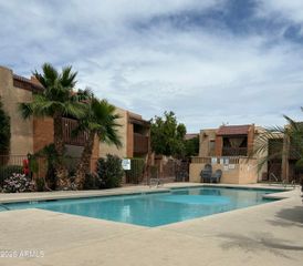 2121 W ROYAL PALM Road 1097, Phoenix, AZ 85021