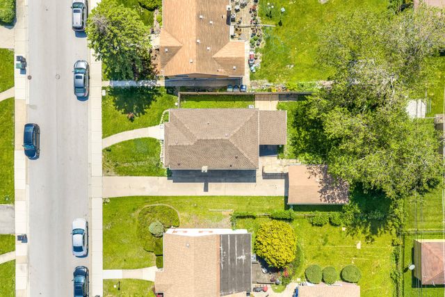 15524 Gouwens Lane, South Holland, IL 60473