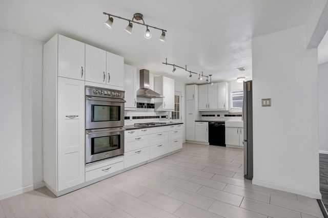 13135 Mill Stone DR, Austin, TX 78729