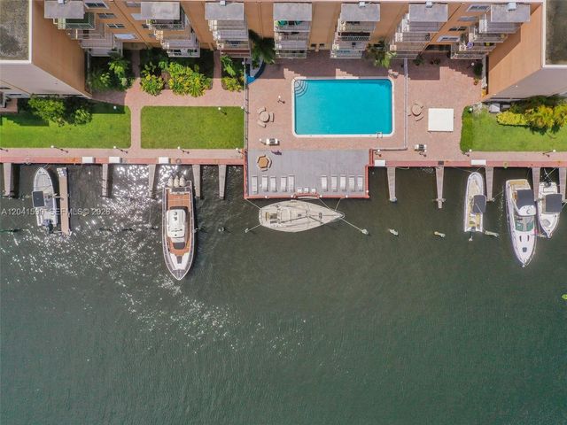 1777 SE 15th St 407, Fort Lauderdale, FL 33316