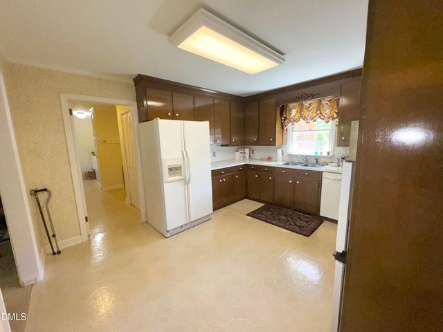 1634 Crescent Drive, Henderson, NC 27536