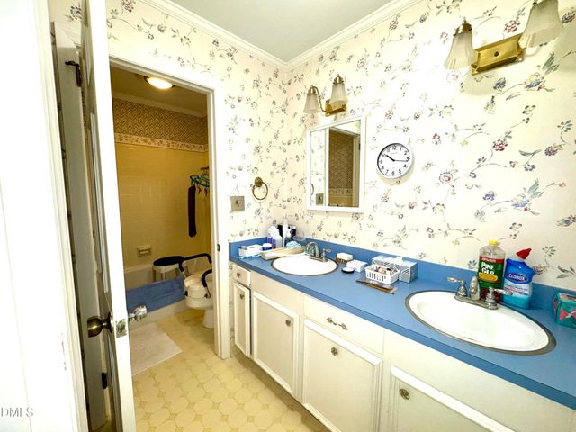 1634 Crescent Drive, Henderson, NC 27536