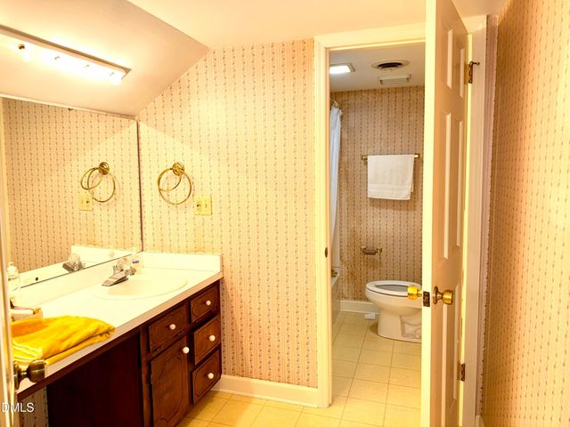 1634 Crescent Drive, Henderson, NC 27536