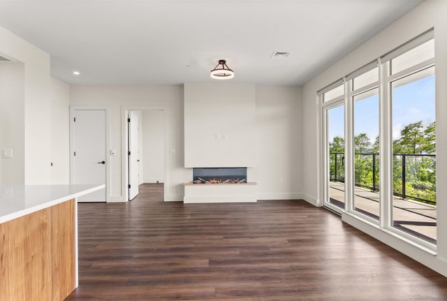 125 Cambrian Way Unit 607, Burlington, VT 05401