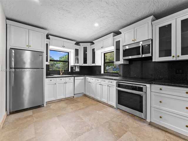 13502 NE 24th Ct, North Miami, FL 33181