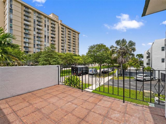 13502 NE 24th Ct, North Miami, FL 33181
