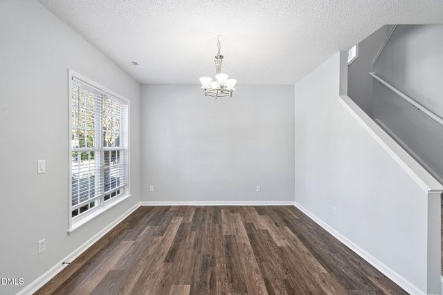 318 Glaston Court, Apex, NC 27502