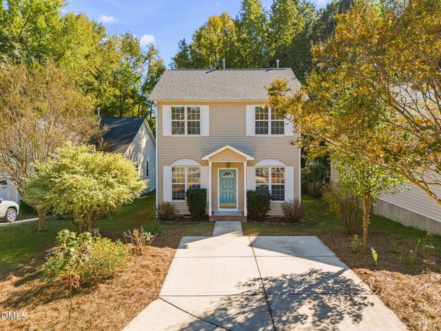 318 Glaston Court, Apex, NC 27502