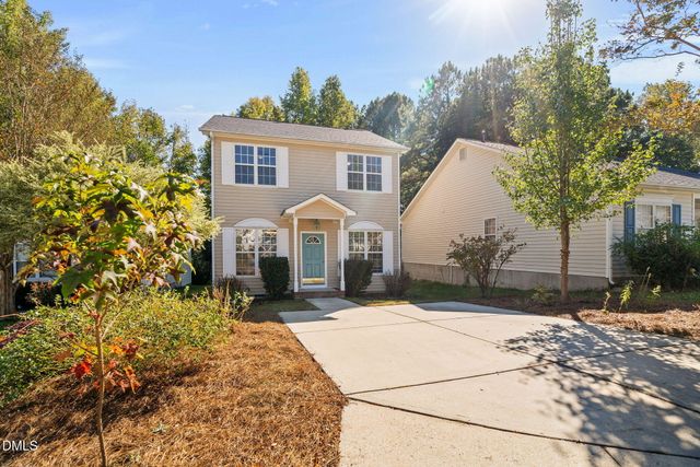 318 Glaston Court, Apex, NC 27502