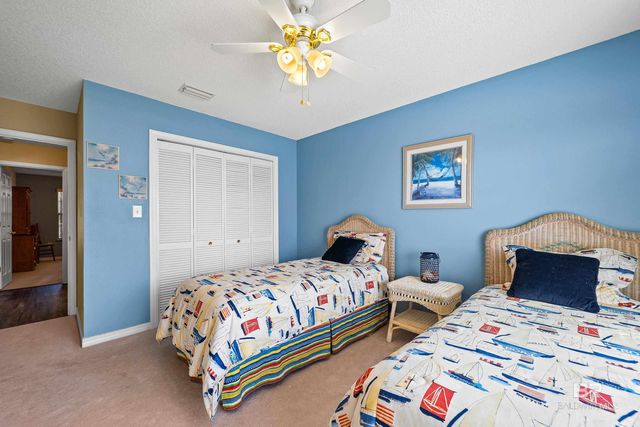 1848 Suavez Drive, Lillian, AL 36549