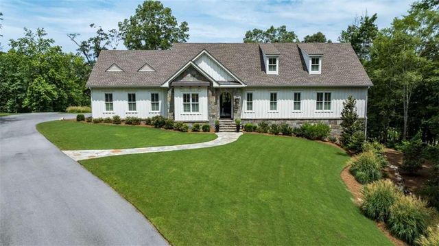 185 Marion Dairy Road, Lindale, GA 30147