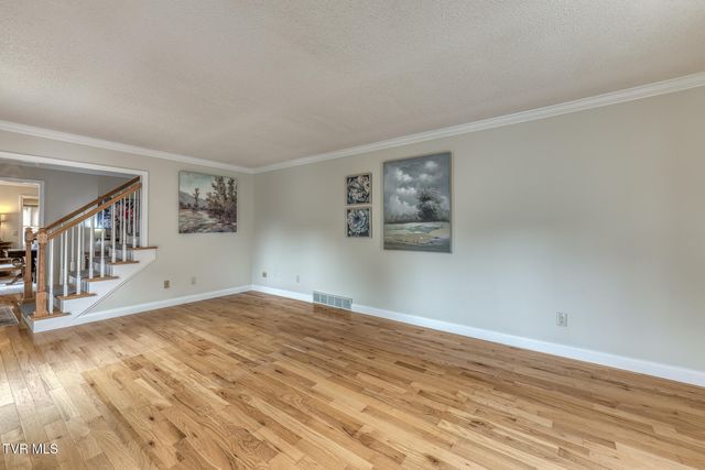 411 Elm Lane, Johnson City, TN 37604