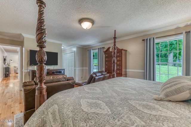 411 Elm Lane, Johnson City, TN 37604
