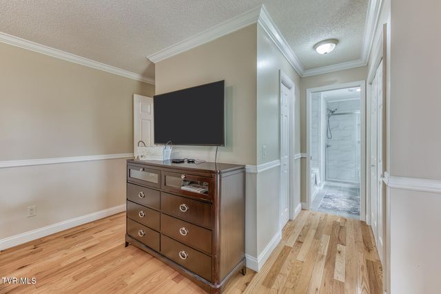 411 Elm Lane, Johnson City, TN 37604