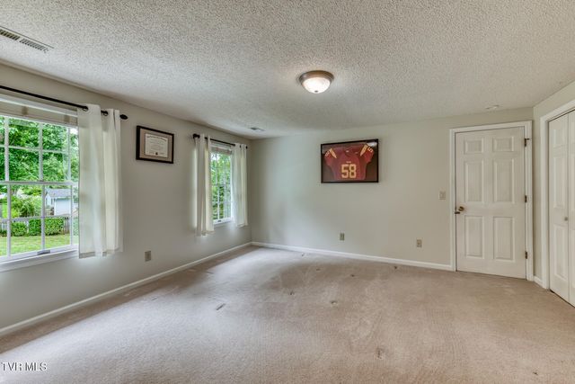 411 Elm Lane, Johnson City, TN 37604