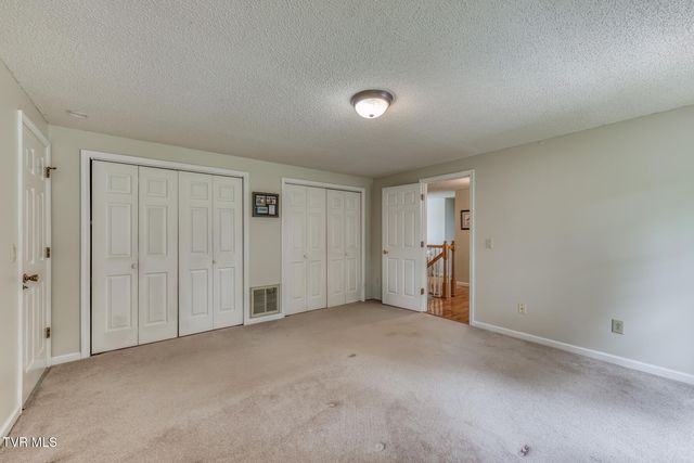 411 Elm Lane, Johnson City, TN 37604