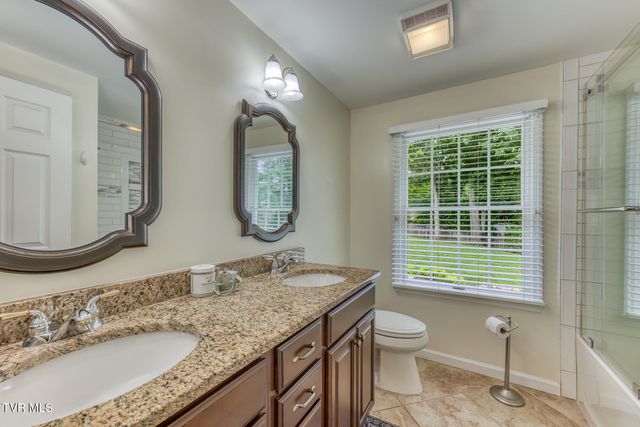 411 Elm Lane, Johnson City, TN 37604