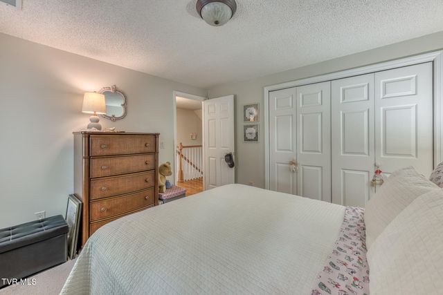 411 Elm Lane, Johnson City, TN 37604