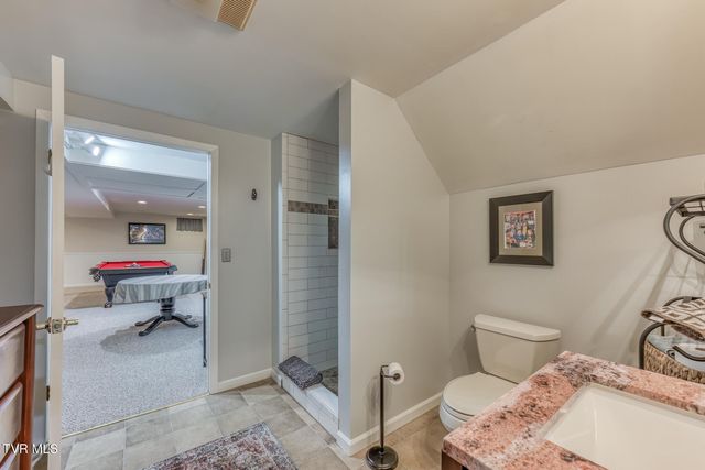 411 Elm Lane, Johnson City, TN 37604