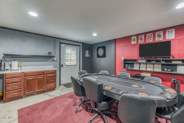 411 Elm Lane, Johnson City, TN 37604