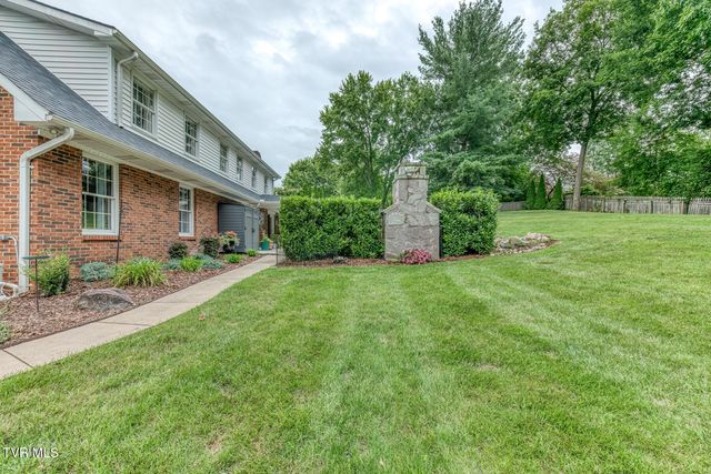 411 Elm Lane, Johnson City, TN 37604