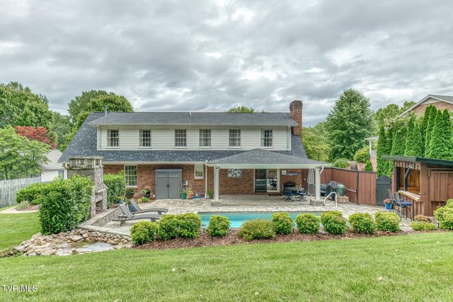 411 Elm Lane, Johnson City, TN 37604