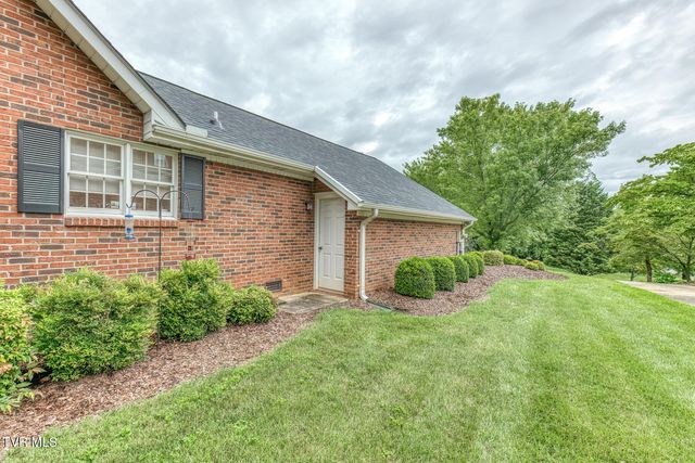 411 Elm Lane, Johnson City, TN 37604