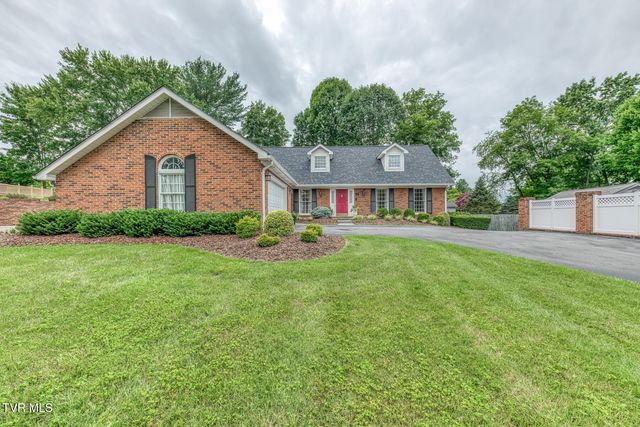 411 Elm Lane, Johnson City, TN 37604