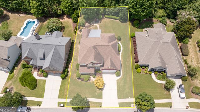 7847 Benchmark Drive, Flowery Branch, GA 30542