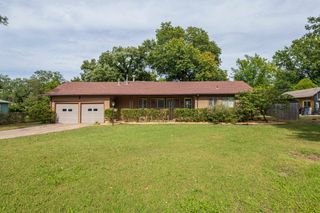16 E Hawthorne St, Wichita, KS 67206