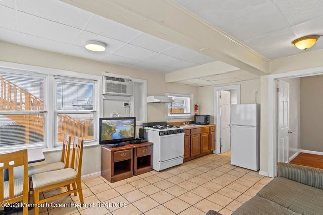 43 Lincoln Avenue, Seaside Heights, NJ 08751