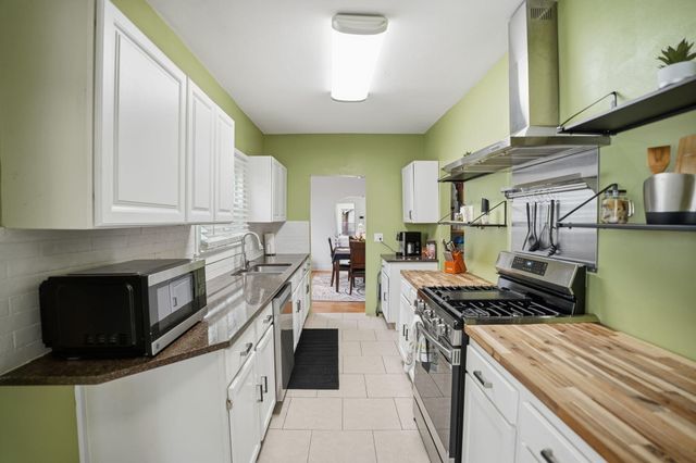 1743 Paris Avenue SE, Grand Rapids, MI 49507