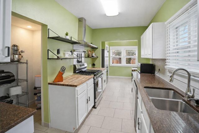 1743 Paris Avenue SE, Grand Rapids, MI 49507