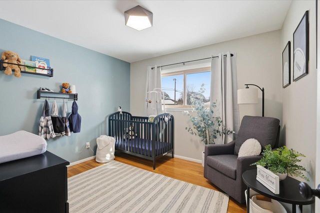 W150N8239 Saxony DRIVE, Menomonee Falls, WI 53051