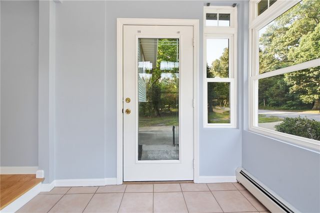 285 Angell Road, Lincoln, RI 02865