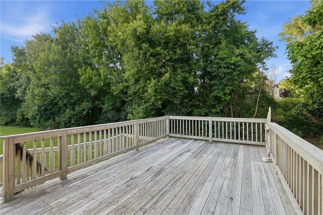285 Angell Road, Lincoln, RI 02865