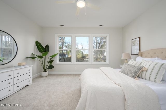 8 River Drive, Lady's Island, SC 29907