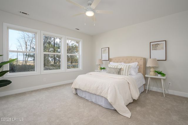 8 River Drive, Lady's Island, SC 29907