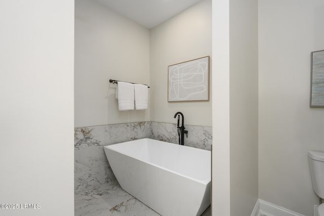 8 River Drive, Lady's Island, SC 29907