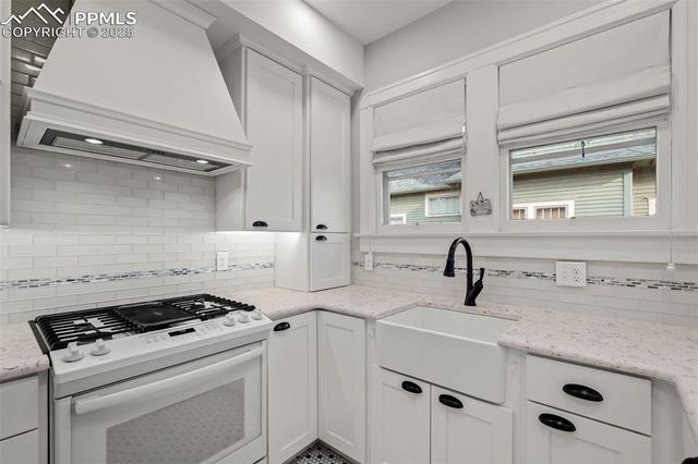 15 E Jefferson Street, Colorado Springs, CO 80907