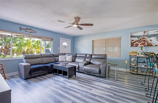 4250 81ST AVENUE N, Pinellas Park, FL 33781