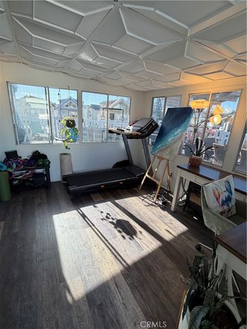 80 Huntington 218, Huntington Beach, CA 92648