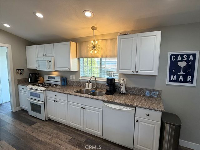 80 Huntington 218, Huntington Beach, CA 92648